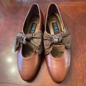 Vanelli Shoes size 6.5 medium